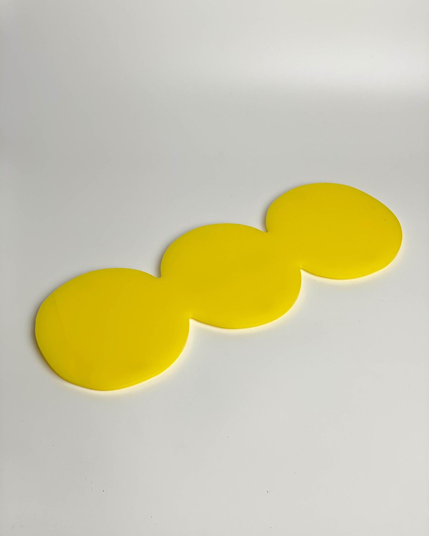 Medium Table Blob, Yellow