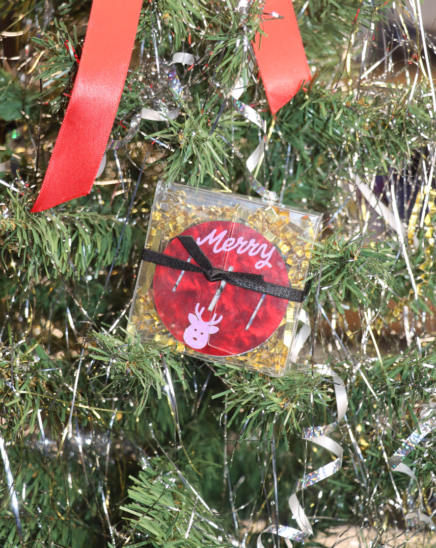Ribbon Threaders (5pc)