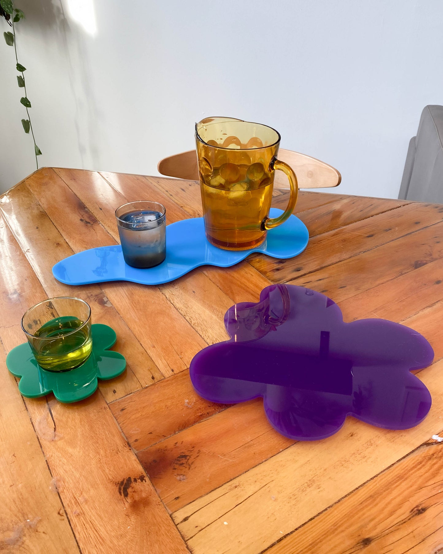 Large Table Blob, Blue