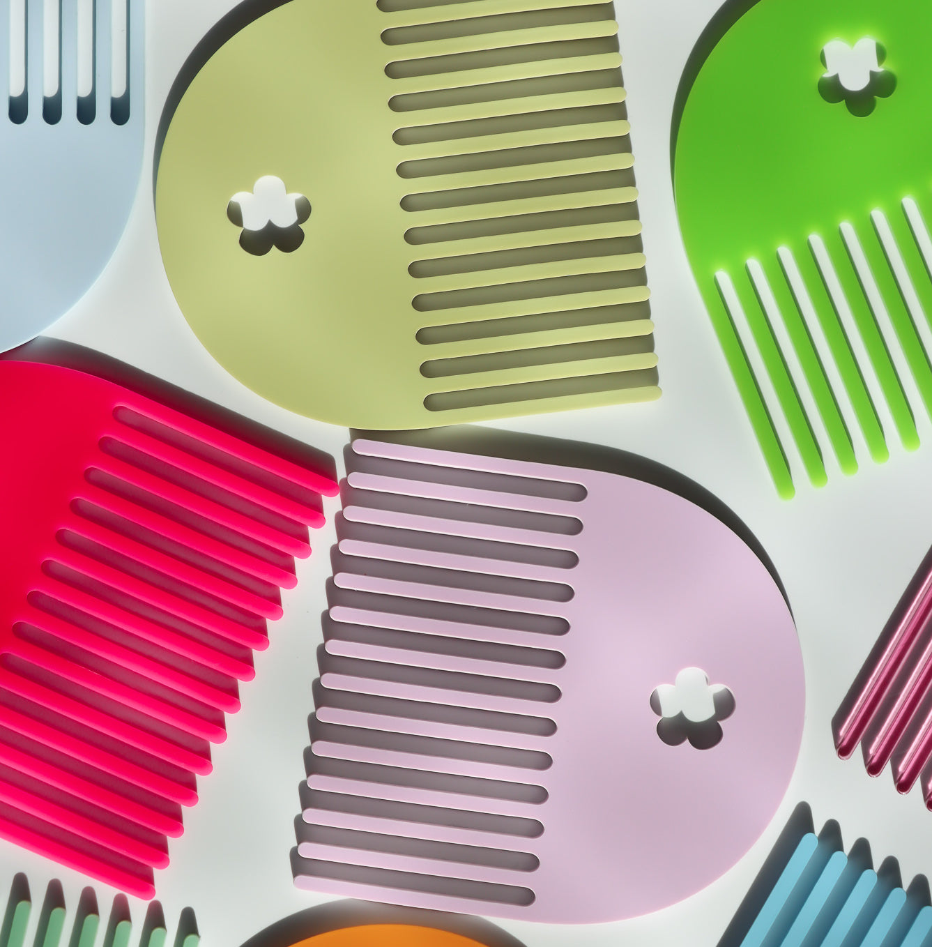 Lilac Comb