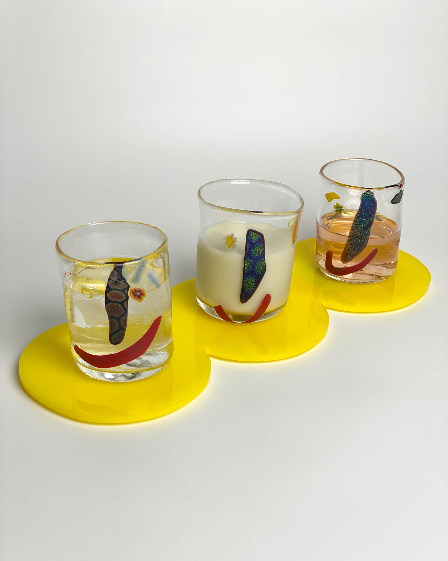 Medium Table Blob, Yellow