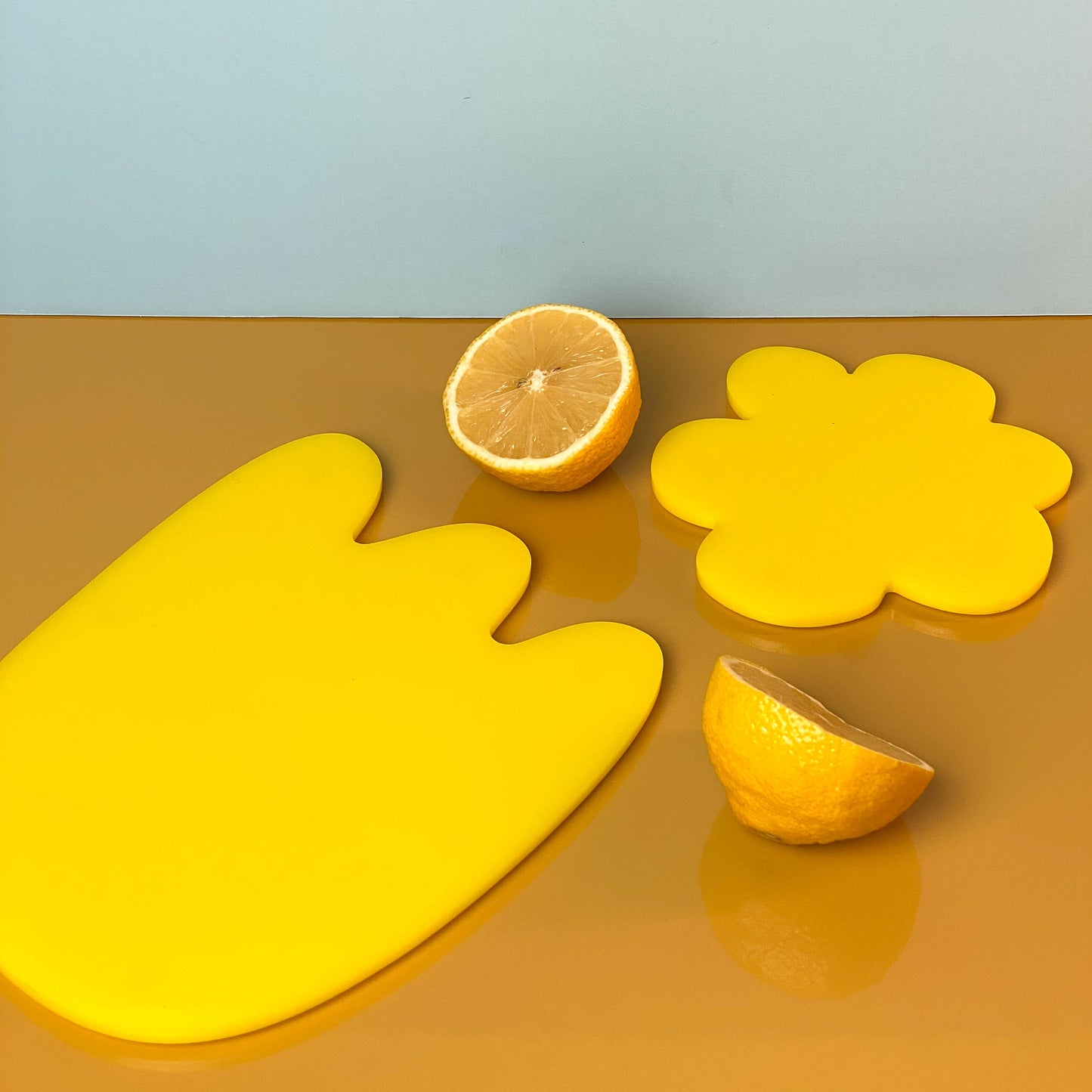 Medium Table Blob, Yellow